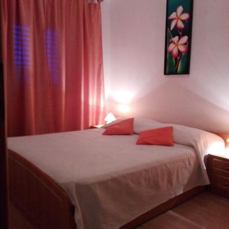 Guesthouse Villa Marija ツレス エクステリア 写真