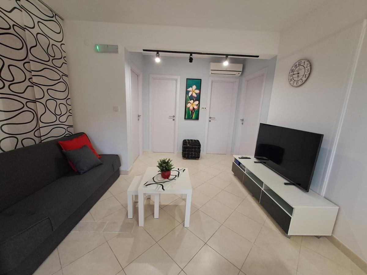 Guesthouse Villa Marija ツレス エクステリア 写真